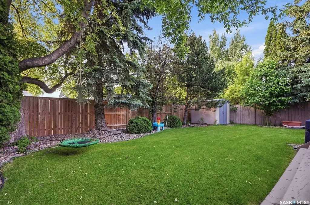 506 Vincent Crescent Saskatoon SK S7N 4G8