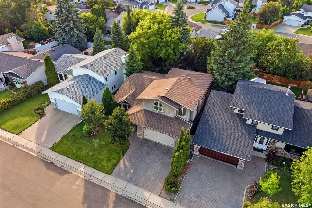 506 Vincent Crescent Saskatoon SK S7N 4G8