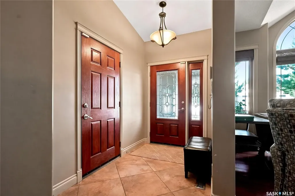 506 Vincent Crescent Saskatoon SK S7N 4G8