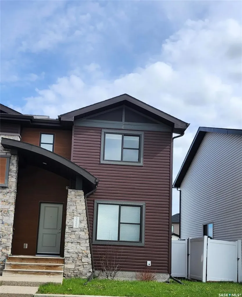 5220 Primrose Green Drive E Regina SK S4V 3S8