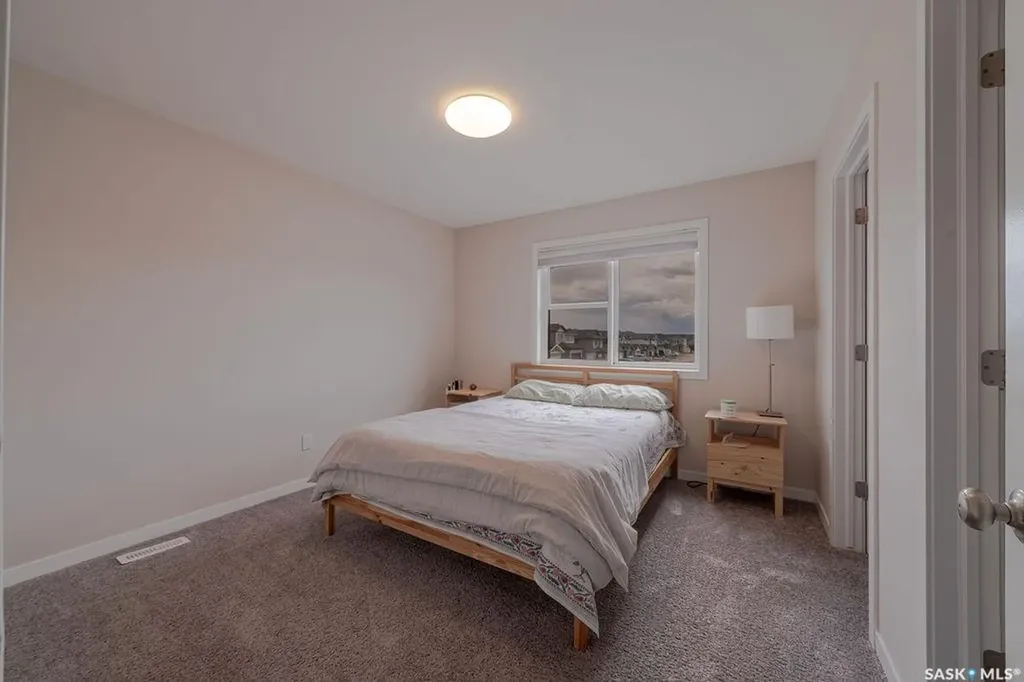 5220 Primrose Green Drive E Regina SK S4V 3S8