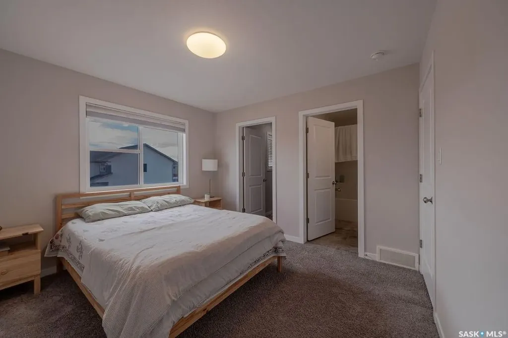 5220 Primrose Green Drive E Regina SK S4V 3S8