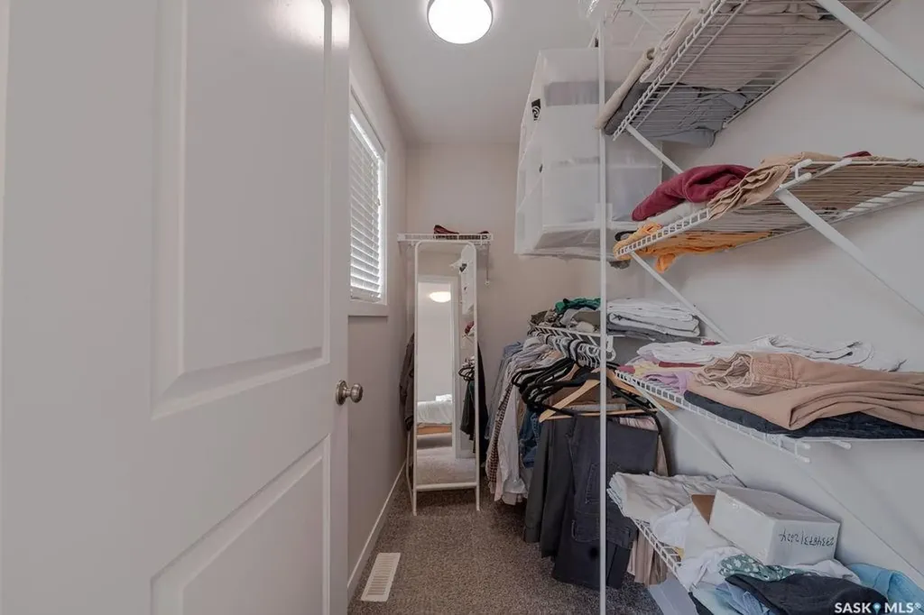 5220 Primrose Green Drive E Regina SK S4V 3S8
