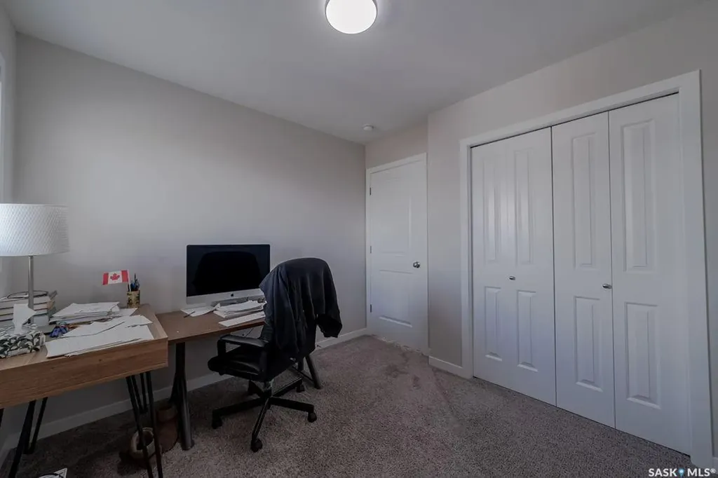 5220 Primrose Green Drive E Regina SK S4V 3S8