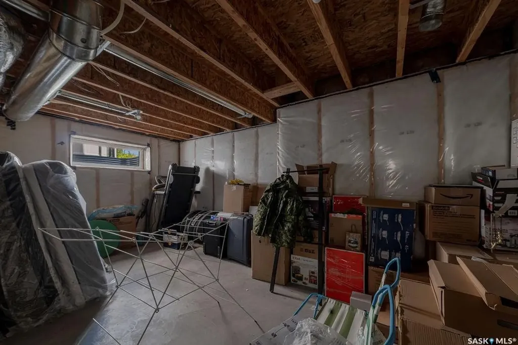 5220 Primrose Green Drive E Regina SK S4V 3S8