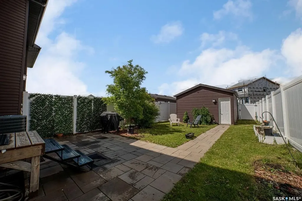 5220 Primrose Green Drive E Regina SK S4V 3S8