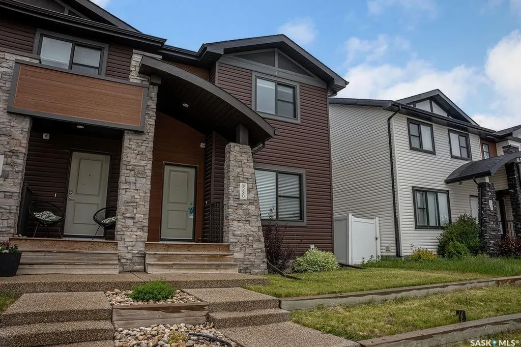 5220 Primrose Green Drive E Regina SK S4V 3S8