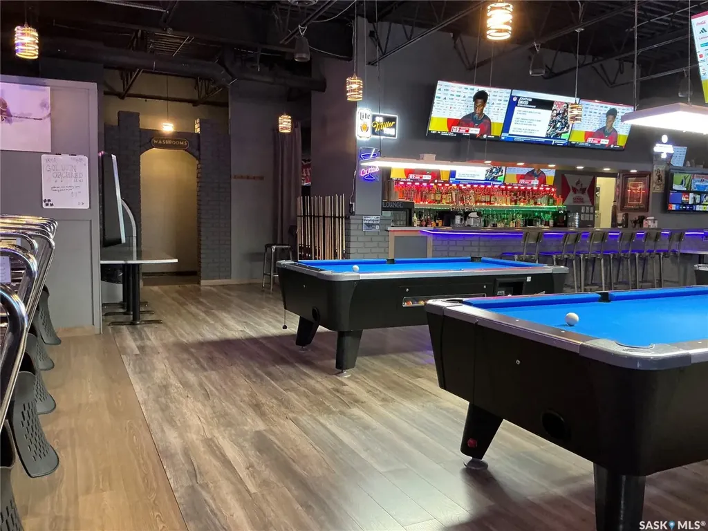 705 Central Avenue Saskatoon SK S7N 3A4