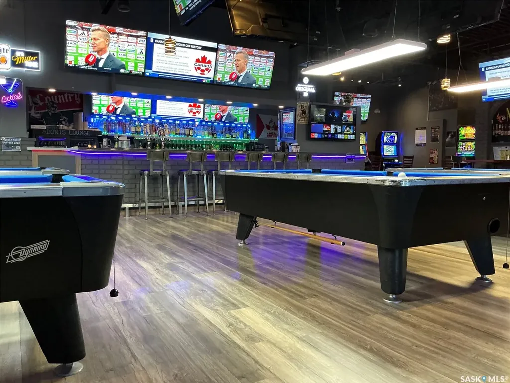 705 Central Avenue Saskatoon SK S7N 3A4
