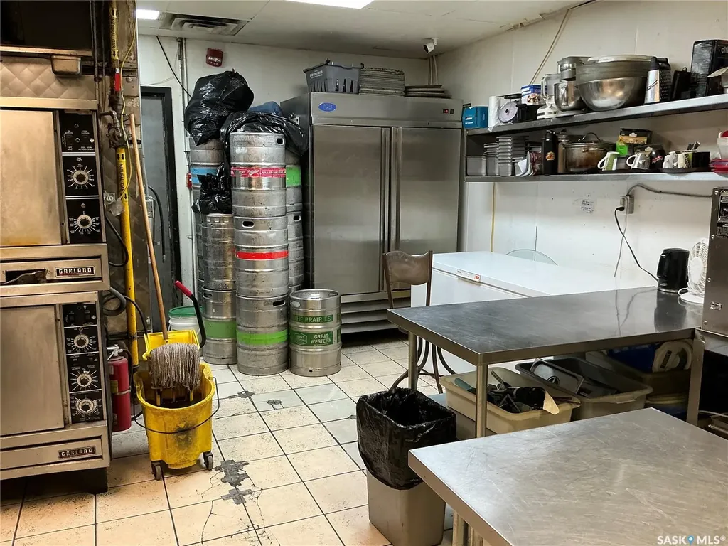 705 Central Avenue Saskatoon SK S7N 3A4