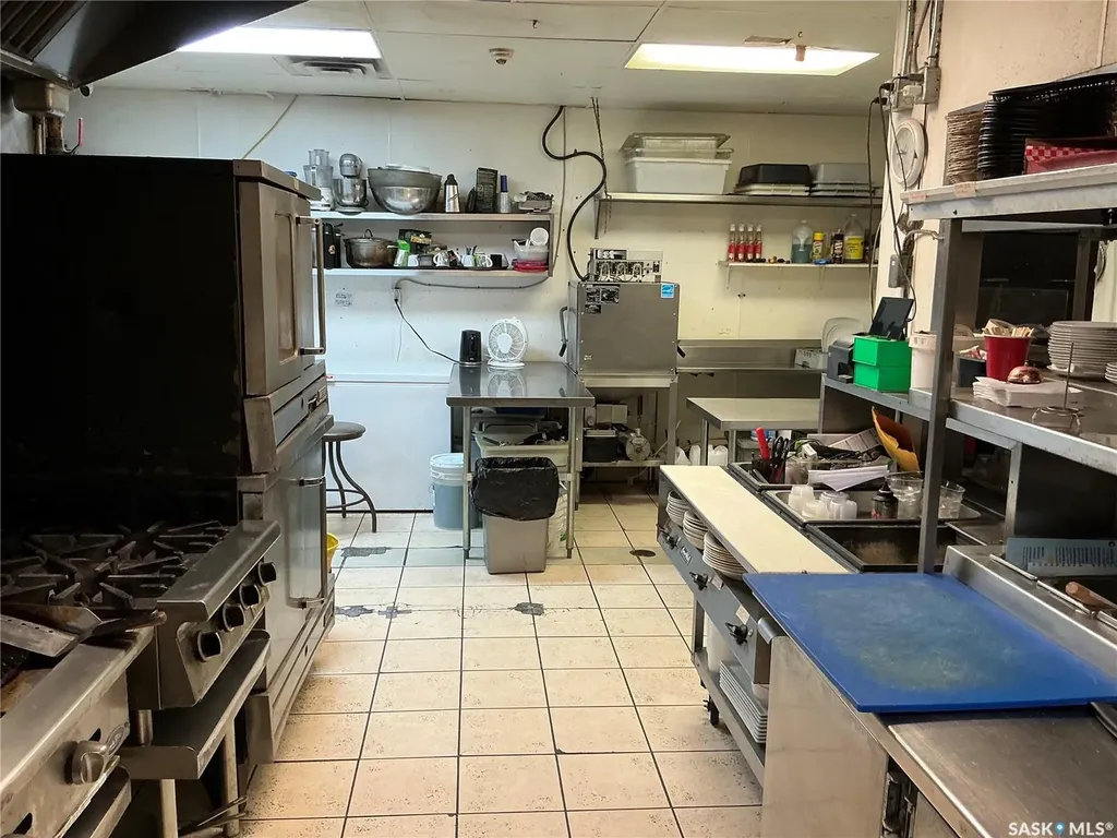 705 Central Avenue Saskatoon SK S7N 3A4