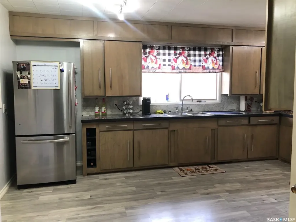 615 Mary Street Canora SK S0A 0L0