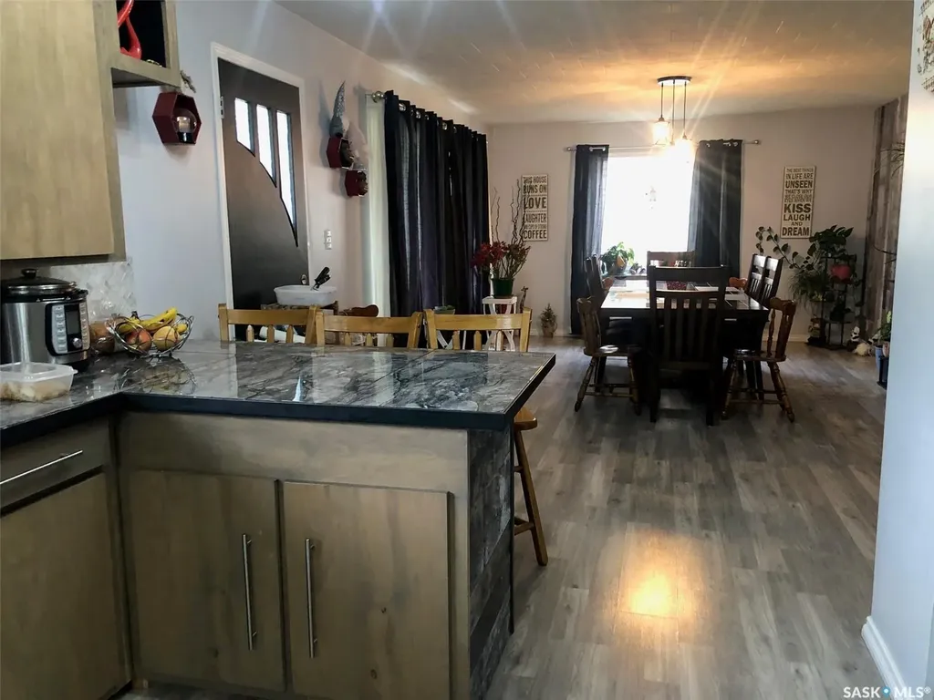 615 Mary Street Canora SK S0A 0L0