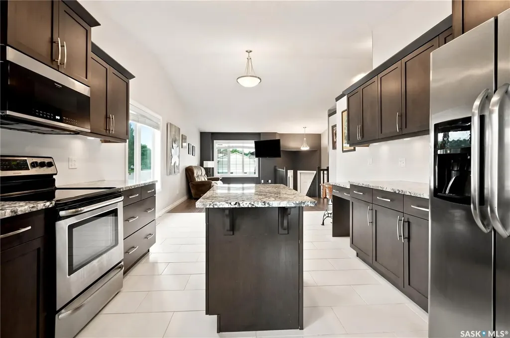 456 5th Avenue Pilot Butte SK S0G 3Z0