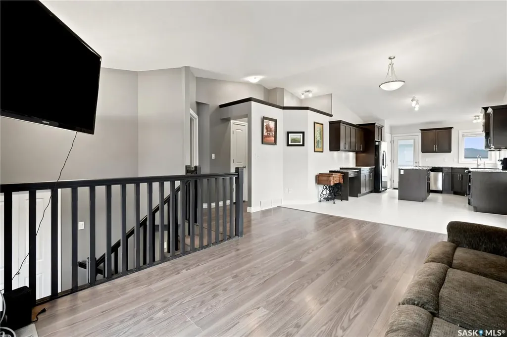 456 5th Avenue Pilot Butte SK S0G 3Z0