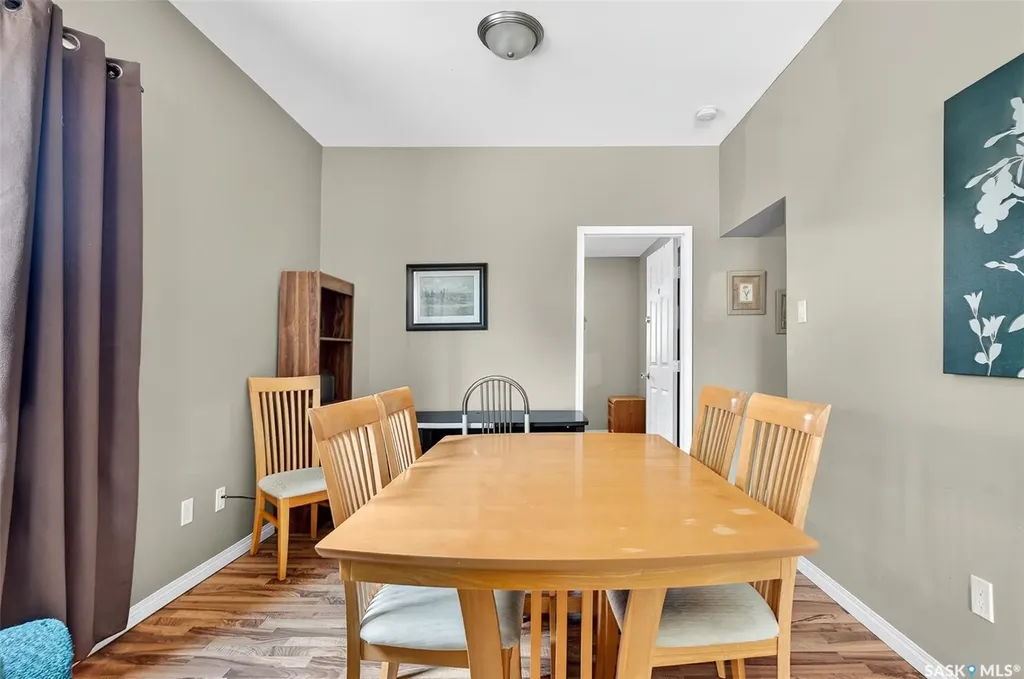 524 Saskatchewan Street W Moose Jaw SK S6H 0V5