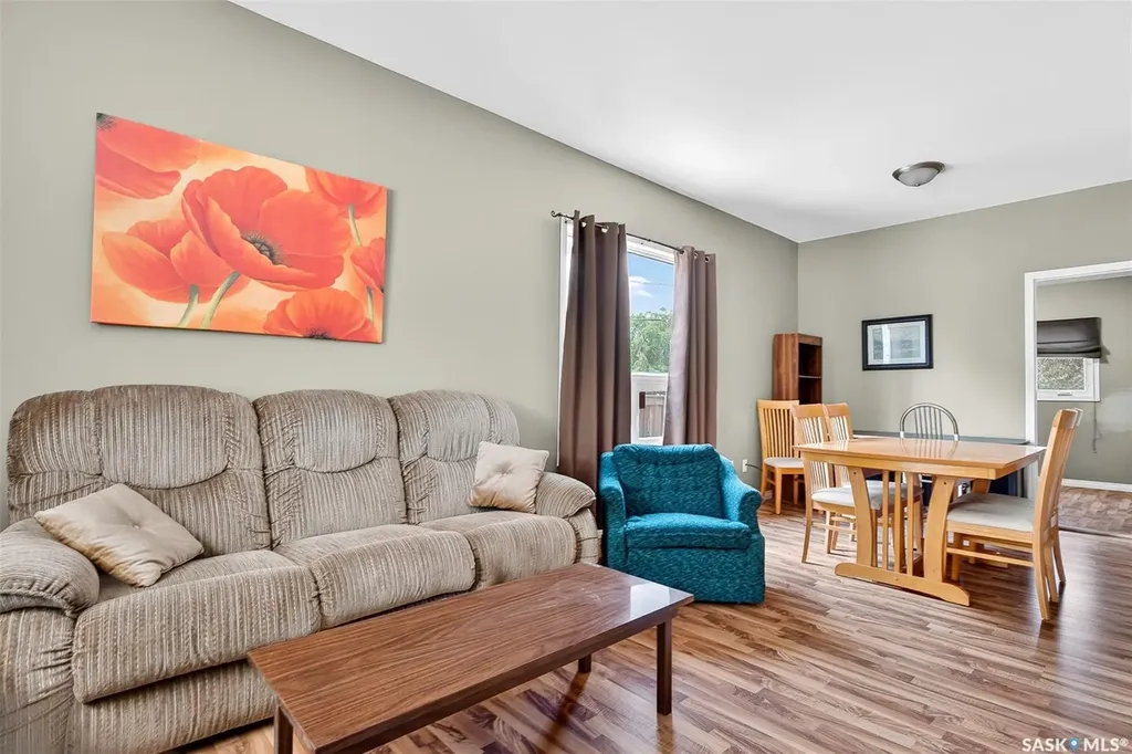 524 Saskatchewan Street W Moose Jaw SK S6H 0V5