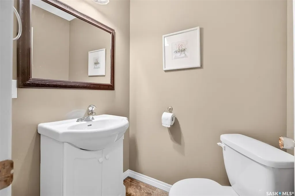 524 Saskatchewan Street W Moose Jaw SK S6H 0V5