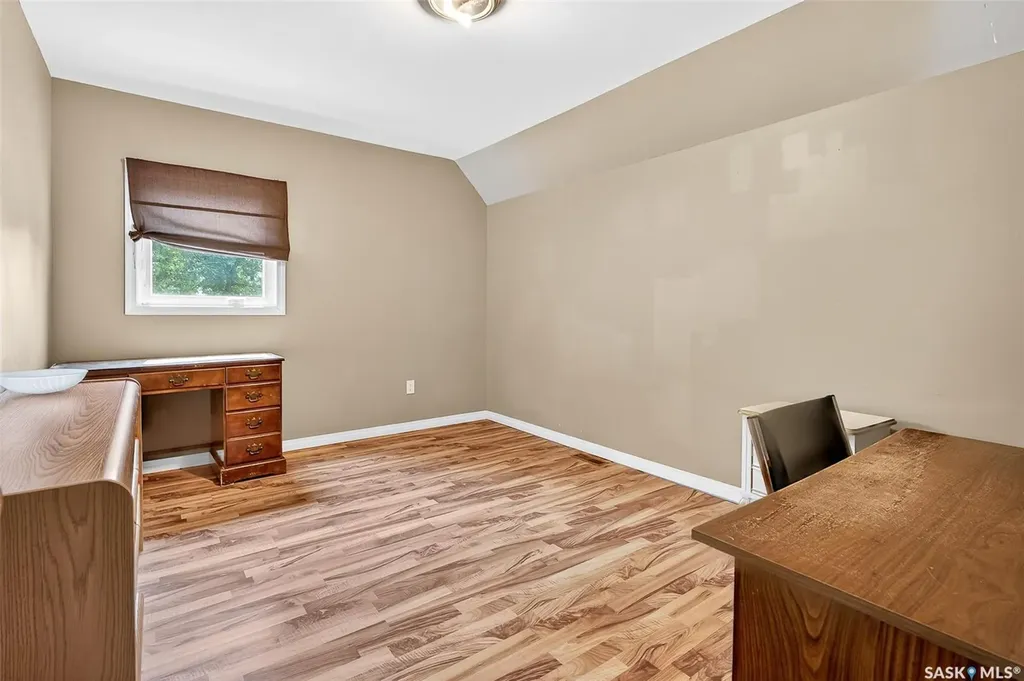 524 Saskatchewan Street W Moose Jaw SK S6H 0V5