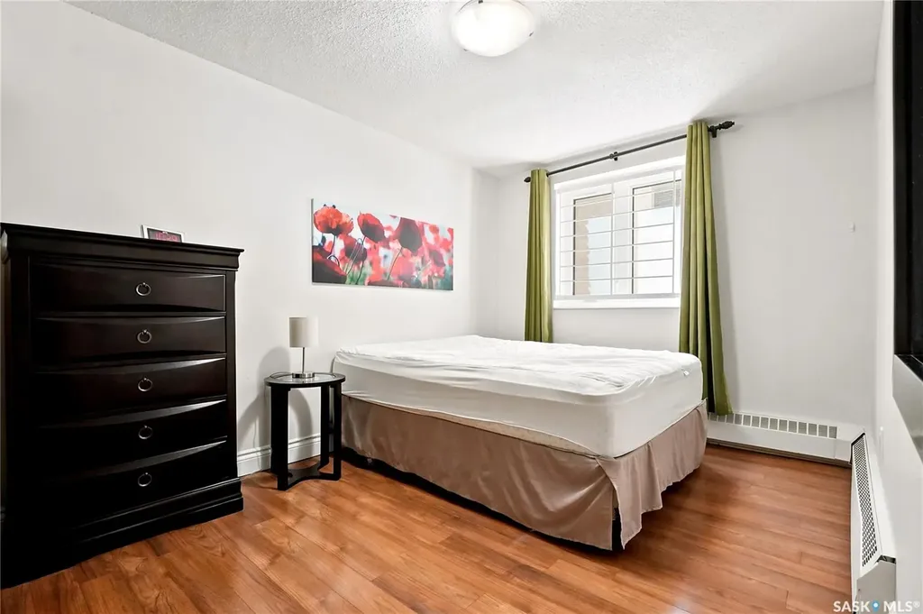 315 5th Avenue N Saskatoon SK S7K 5Z8