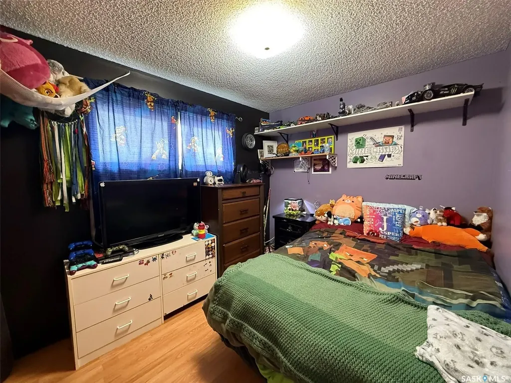 221 Macaskill Avenue Glaslyn SK S0M 0Y0