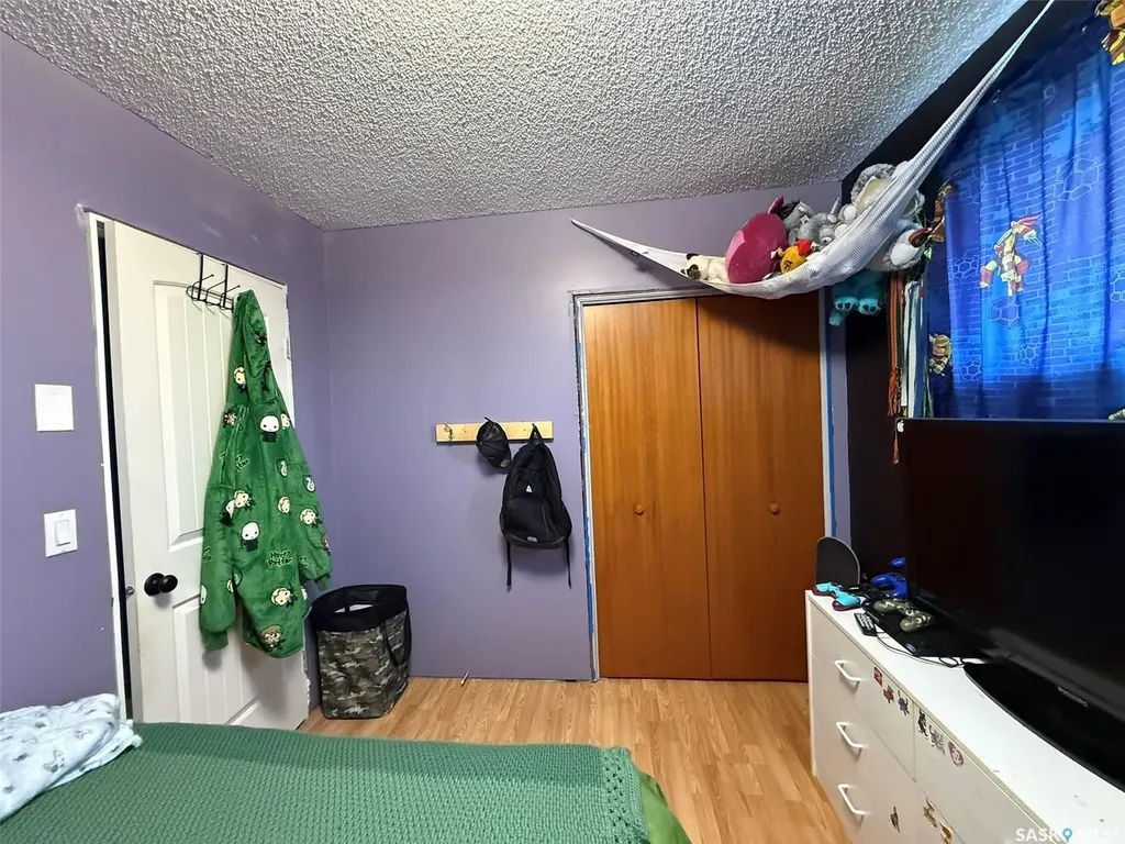 221 Macaskill Avenue Glaslyn SK S0M 0Y0