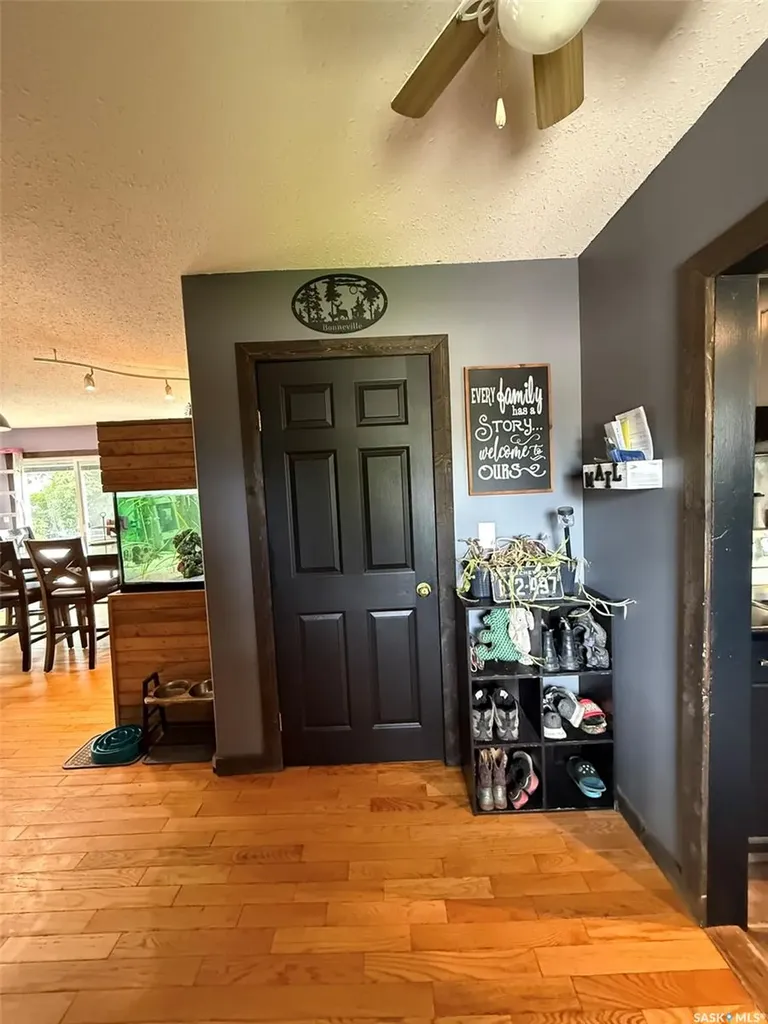 221 Macaskill Avenue Glaslyn SK S0M 0Y0