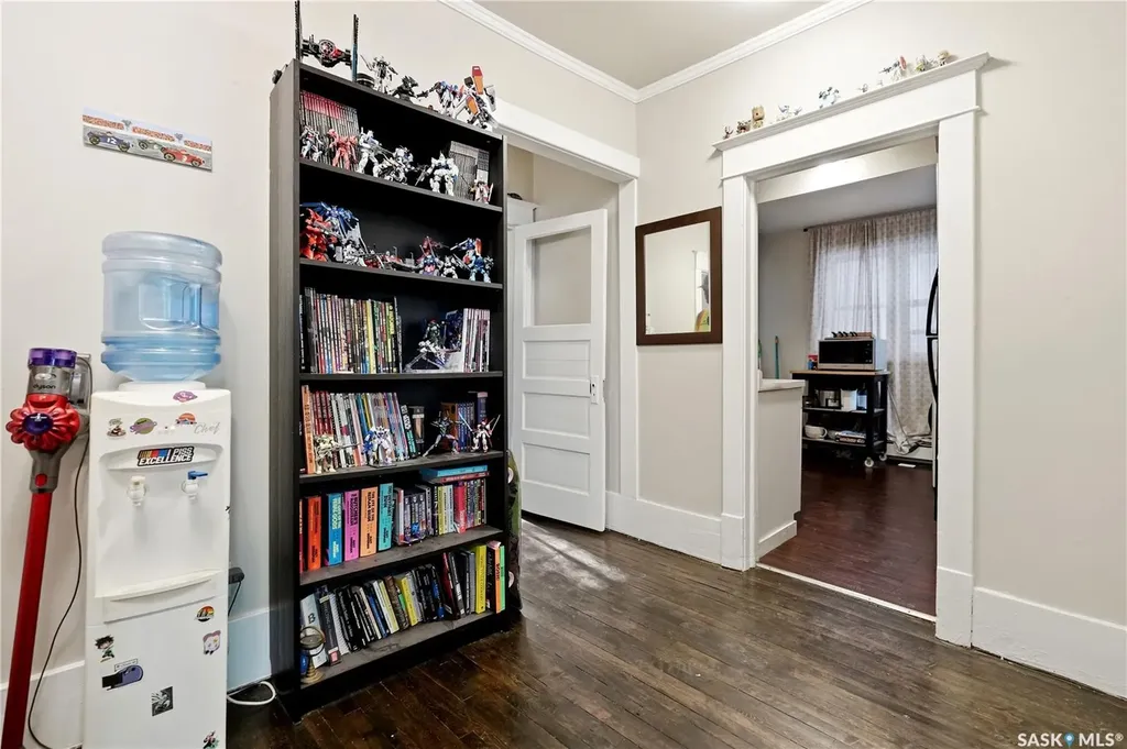 2070 Garnet Street Regina SK S4T 2Z6
