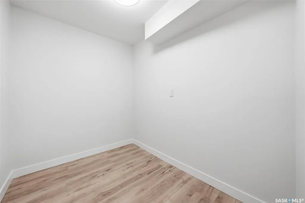 1001 23rd Street W Saskatoon SK S7L 0A6