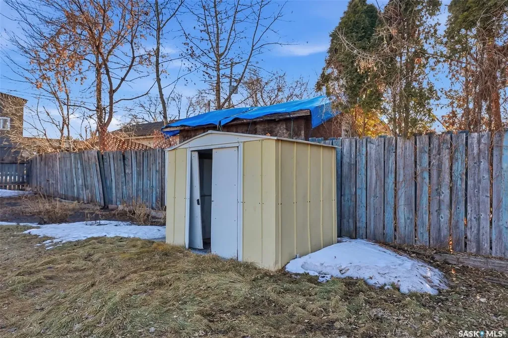 1001 23rd Street W Saskatoon SK S7L 0A6