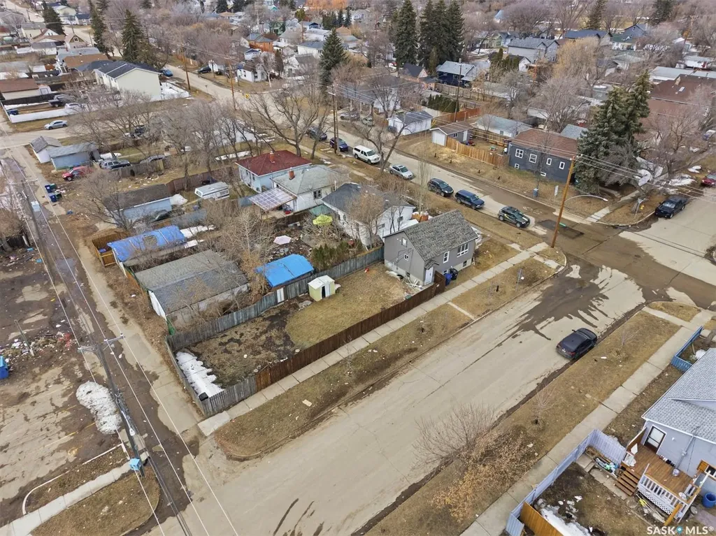 1001 23rd Street W Saskatoon SK S7L 0A6