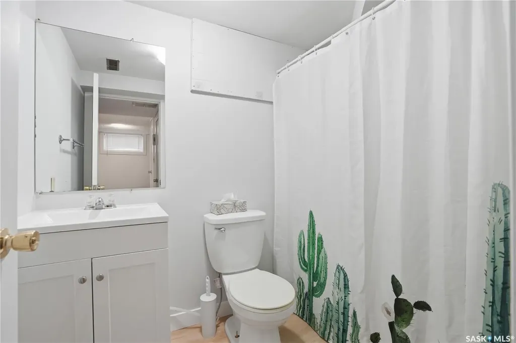 1123 Temperance Street Saskatoon SK S7N 0N7