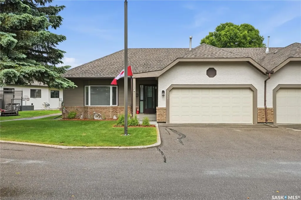 3352 Brookshire Lane Regina SK S4V 2R1
