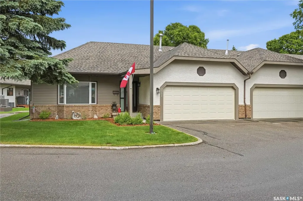 3352 Brookshire Lane Regina SK S4V 2R1