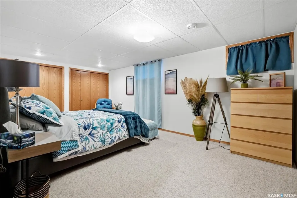 3352 Brookshire Lane Regina SK S4V 2R1