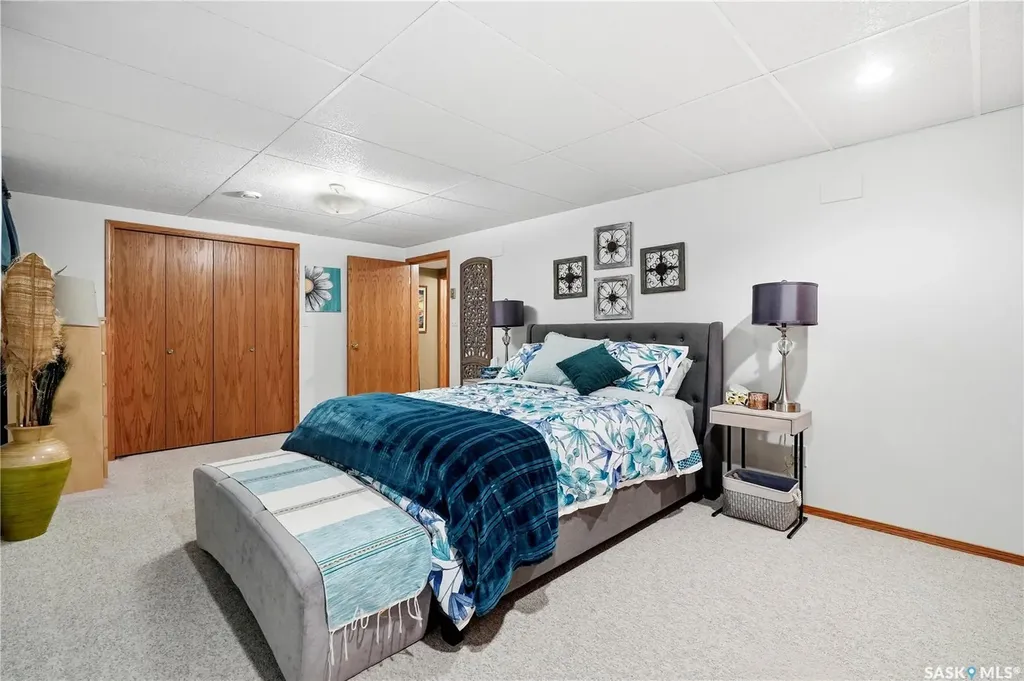 3352 Brookshire Lane Regina SK S4V 2R1