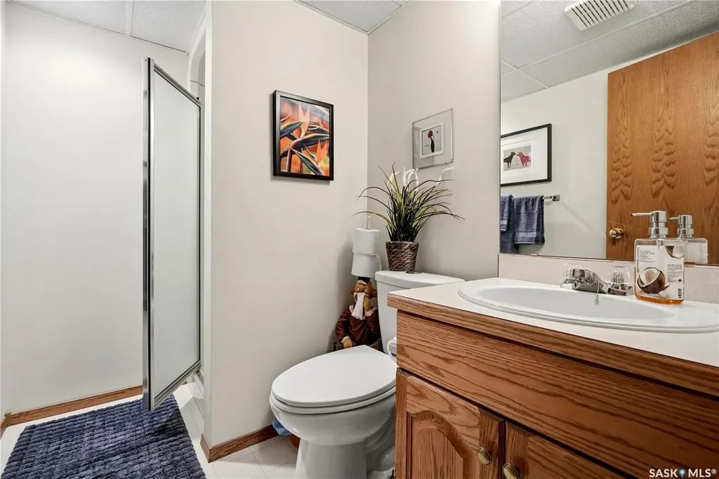 3352 Brookshire Lane Regina SK S4V 2R1