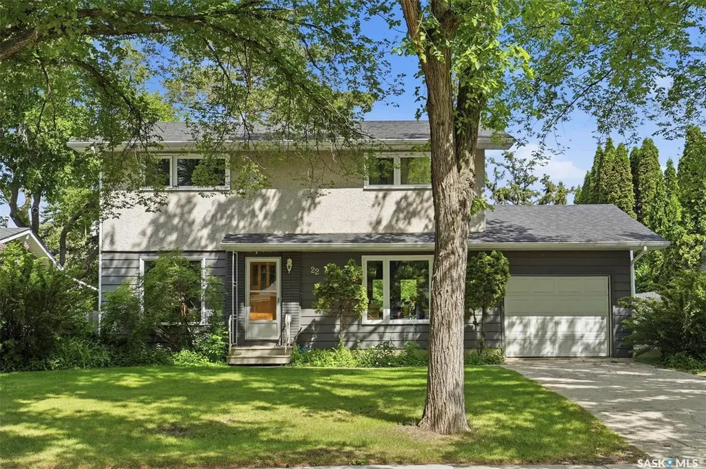 22 Rutter Crescent Saskatoon SK S7H 3B7