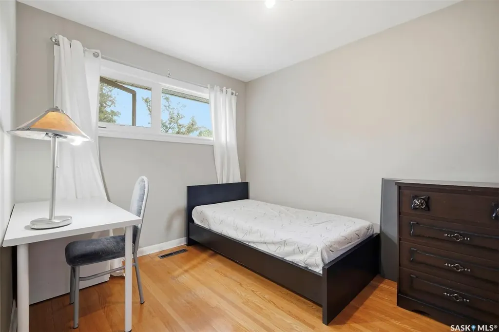 22 Rutter Crescent Saskatoon SK S7H 3B7