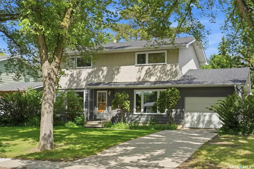 22 Rutter Crescent Saskatoon SK S7H 3B7