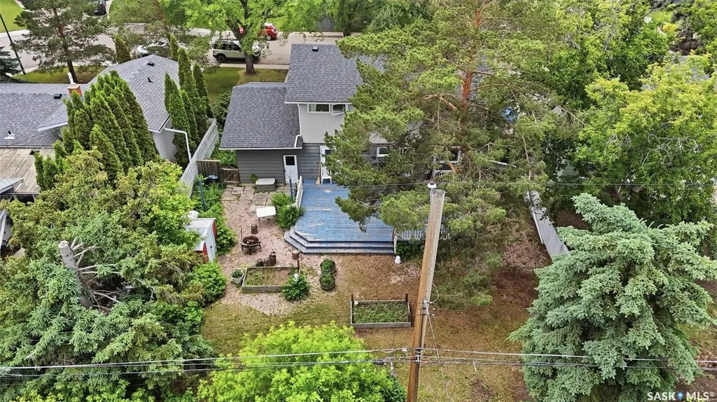 22 Rutter Crescent Saskatoon SK S7H 3B7