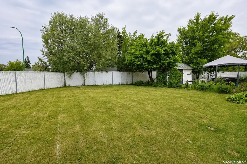 1269 Gillmor Crescent Prince Albert SK S6V 6A8