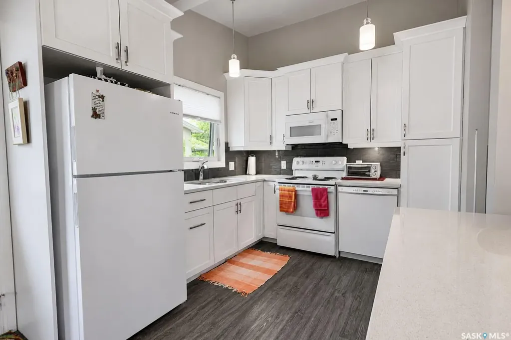 1269 Gillmor Crescent Prince Albert SK S6V 6A8