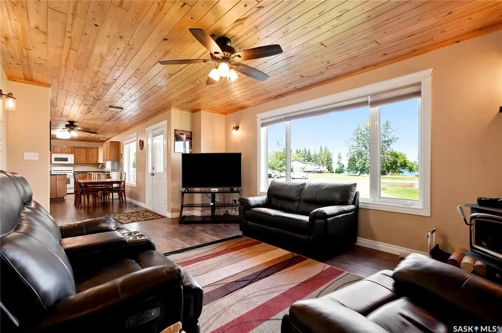 4 Marina Drive Candle Lake SK S0J 3E0