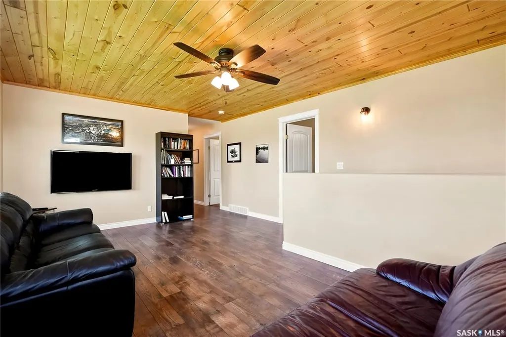 4 Marina Drive Candle Lake SK S0J 3E0