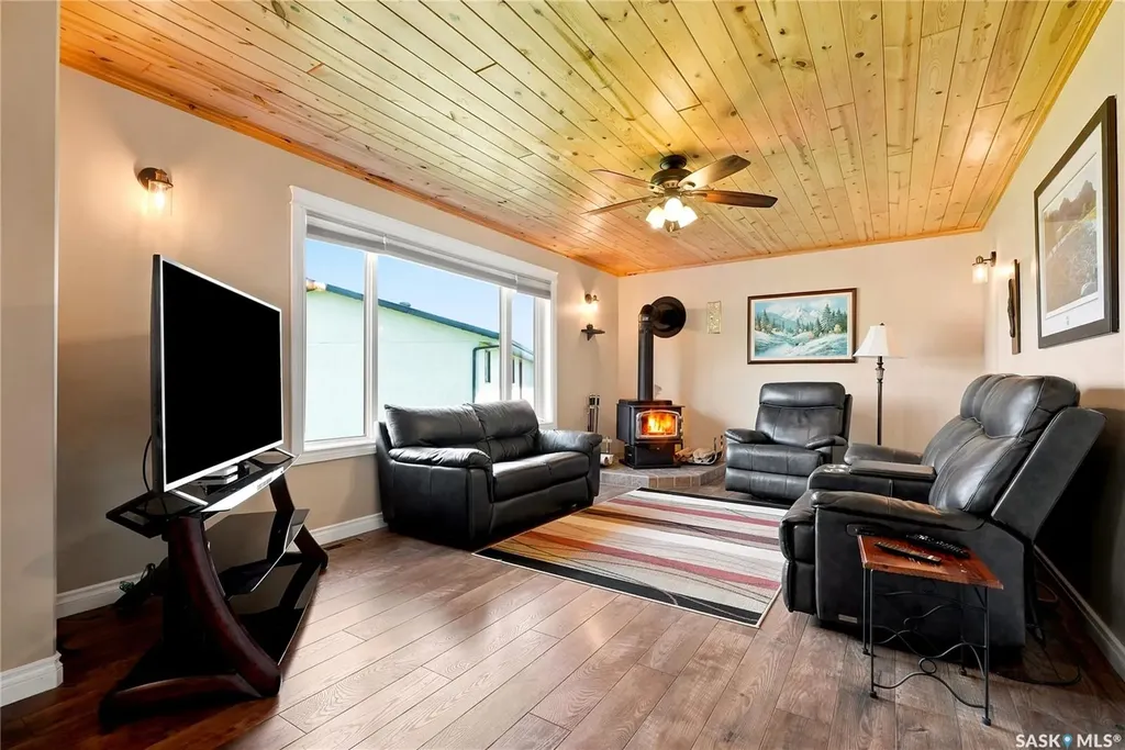 4 Marina Drive Candle Lake SK S0J 3E0
