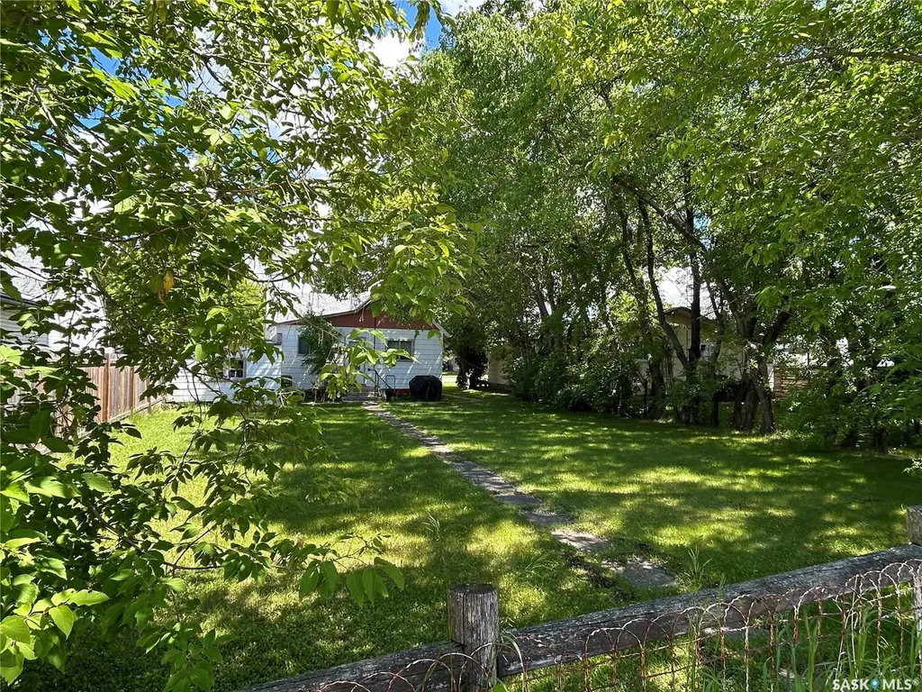 527-531-535 6th Street Humboldt SK S0K 2A0