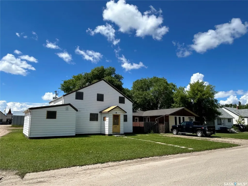 527-531-535 6th Street Humboldt SK S0K 2A0