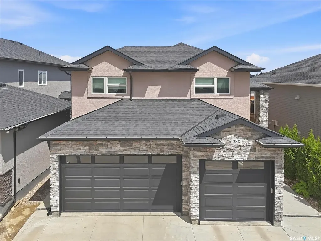 238 Gillies Street Saskatoon SK S7V 0J7