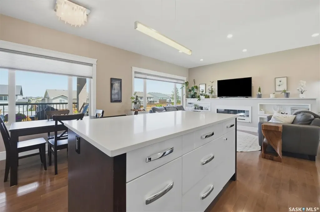 238 Gillies Street Saskatoon SK S7V 0J7